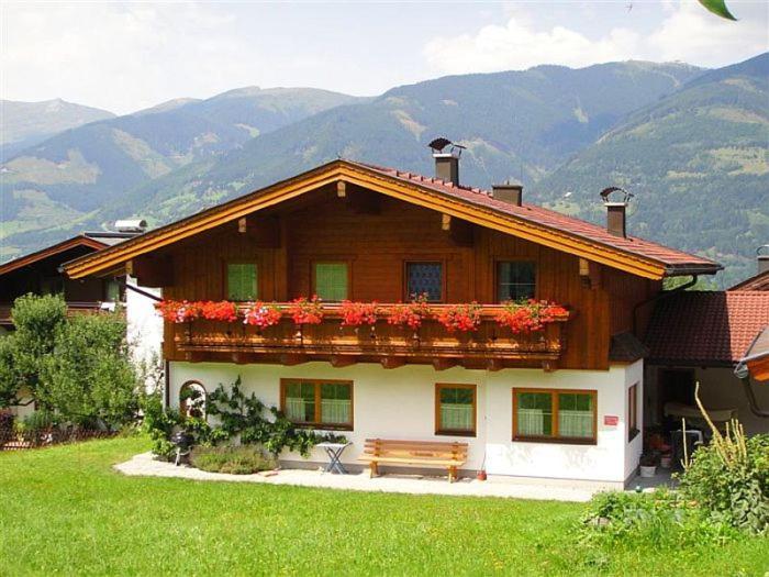 Apartment Mitteregger *
